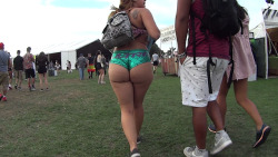 candidbubbles: Check out http://www.candidbubbles.com to view the FULL HD video of this sexy PAWG raver chick!