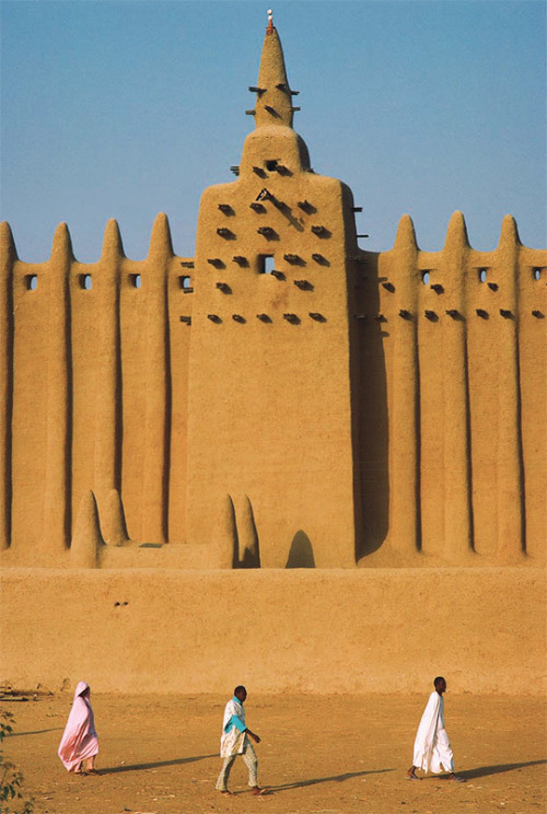 veryculturedswine-blog:The Great Mosque of Djenne | Djenne, Mali, 13th century, rebuilt 1906–1907The