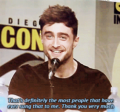imsirius:  6500 people sing for Daniel Radcllffe at the 2014 SDCC x