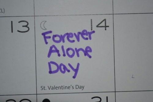moonnicorn:  v day = no way on We Heart Ithttp://weheartit.com/entry/99259318/via/thatfreaksam