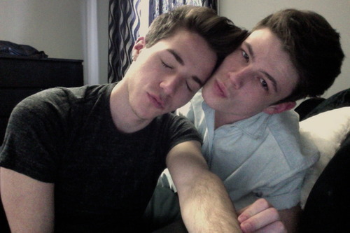 Gay Kisses And Love