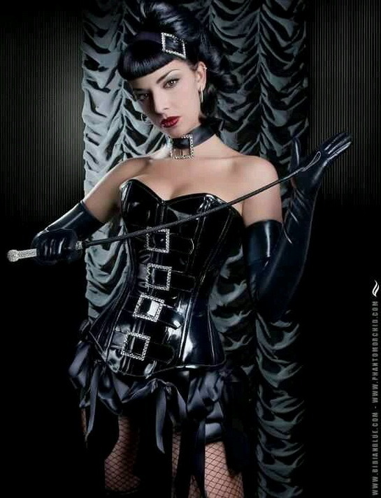 corset-fetish:Corset http://corsets-fetish.blogspot.com/