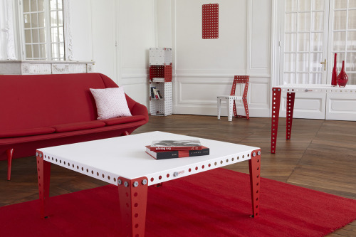 archatlas:  Meccano Home   Meccano Home offers a reduced number of assembly parts for constructing a plurality of furnitureEach of the 20 modules can have multiple functions, giving free rein to the imagination. As with Meccano sets, all elements meet