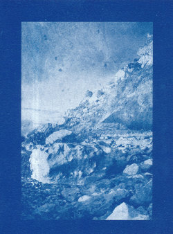 activitesparanormales:  Surface de la Planète, Cyanotype 18x24 - august 2015 