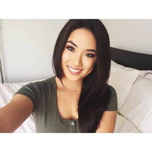 Porn Pics Sandra WongBirthday: November 22, 1992?Nationality: