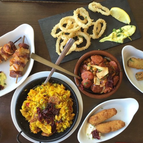 Tapas #tapas #food #instafood #spanishfood #sogood #secretweddingblog #delicious #lunch (at El Sabio