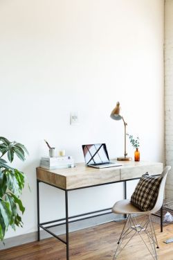 minimalsetups:  Follow Minimal Setups on Instagram. 