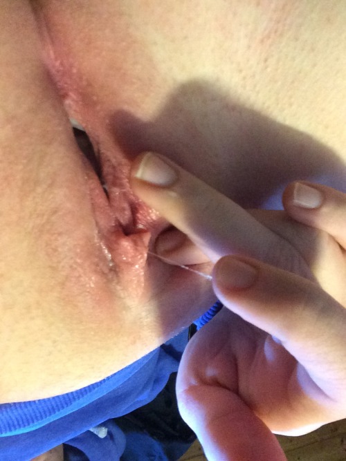 http://dripping-wet-pussies.tumblr.com/post/102466897369