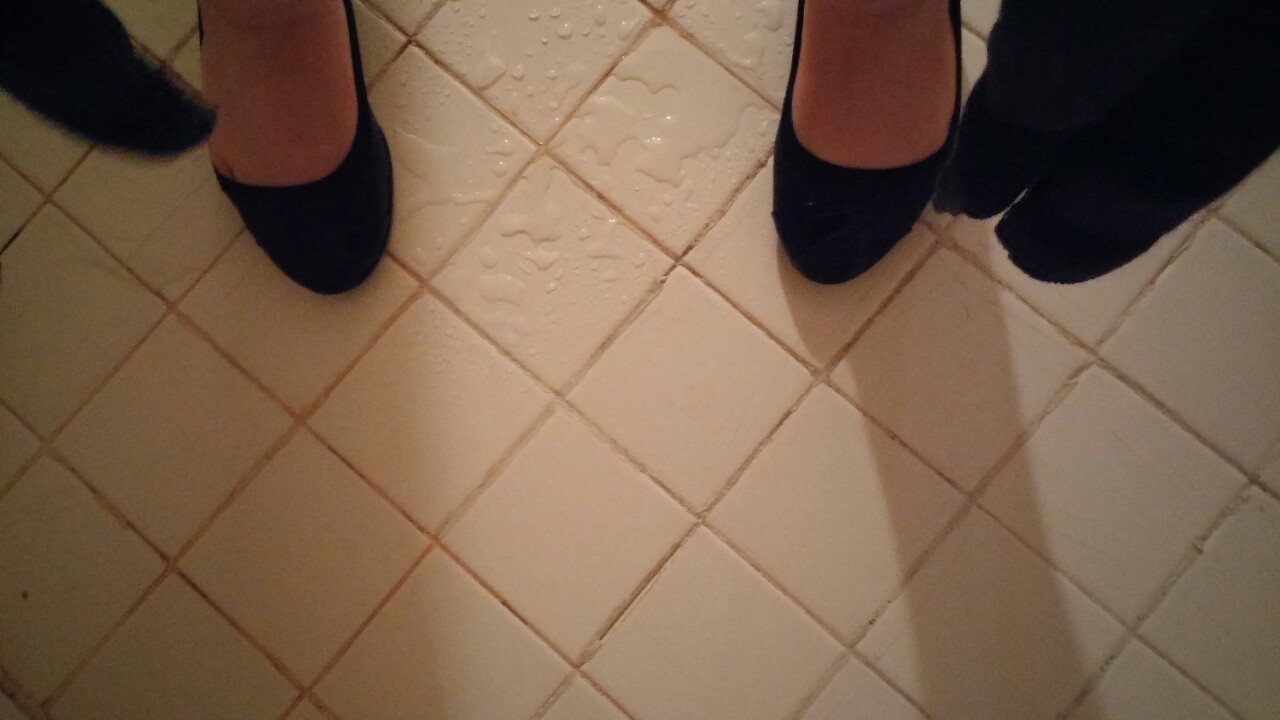alice-is-wet:  alice-is-wet:  Oooooooopsies……   Someone squirted and made a mess,