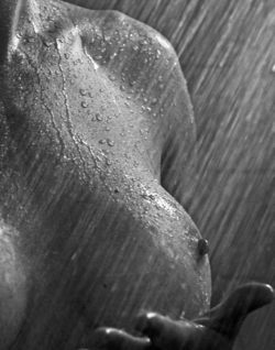 lessthan1000notes:  &lt;1000 notes: this month’s theme: wet skin 