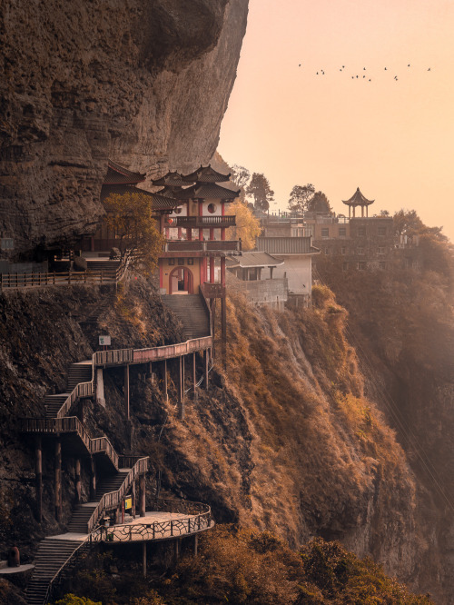 fuckyeahchinesegarden:灵通寺lingtong temple, 漳州zhangzhou, fujian province