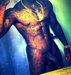 rolldice:  dominicanblackboy:Mr. Miami packing that Miami Heat for that ass bruhbruh!😍he