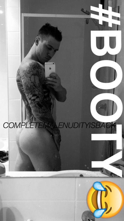 completemalenudityisback: Ryan C