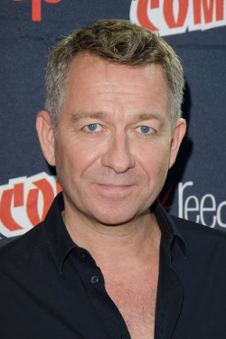 freddymello:  Sean pertwee - gotham 