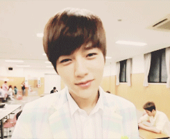 eteru:  myungsoo in 10 days of japan story 