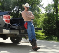 truckers-cruiser:  cowboybootedmen:  Everything