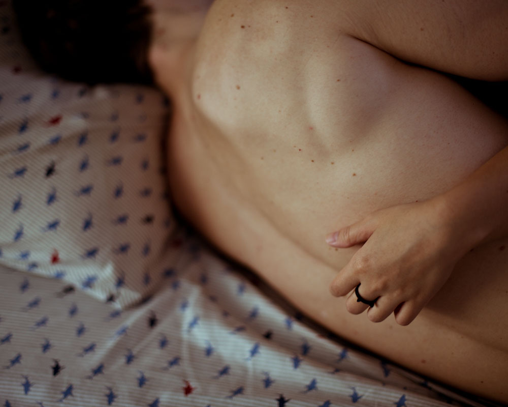 misswhiteowl:  cuddle mornings  