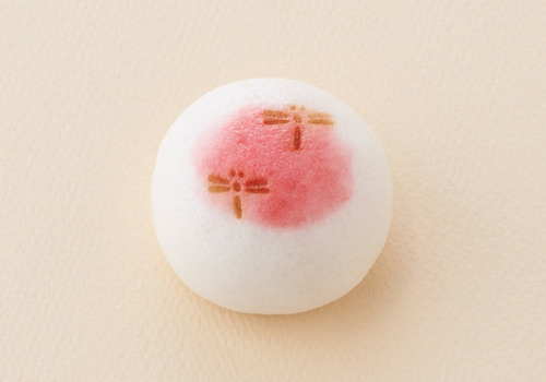 Yuyake zora (Sunset), wagashi cake by TorayaRed dragonflies flying across sunset skies is a symbol o