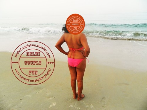 Goaaaahhhh!!!Early morning is a great time to flaunt the bikini.