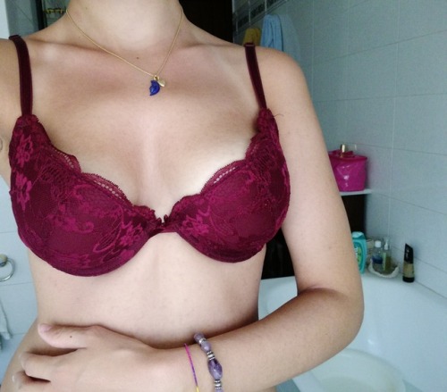 #anudeaday Dedicated to my favorite bra