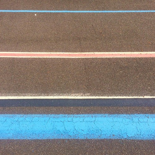 velo-vogue:  Don’t forget to check out our newly designed Banana kits and let us know (either by reb