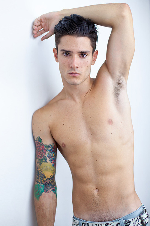 allare:  Diego Barrueco 