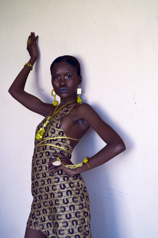 https://www.pinterest.com/rorisanglu https://www.instagram.com/rorisang_lu https://twitter.com/rorisang_lu...