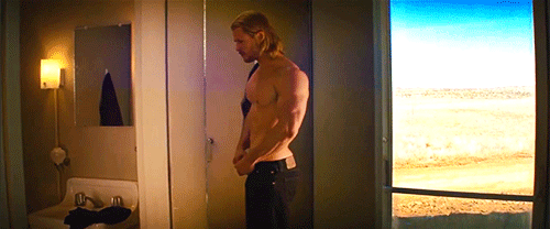 hotfamousmen:  Chris Hemsworth
