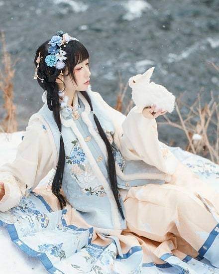 Hanfu’s Influence in East AsiaHanfu was a symbol of traditional Chinese culture.It also had a 
