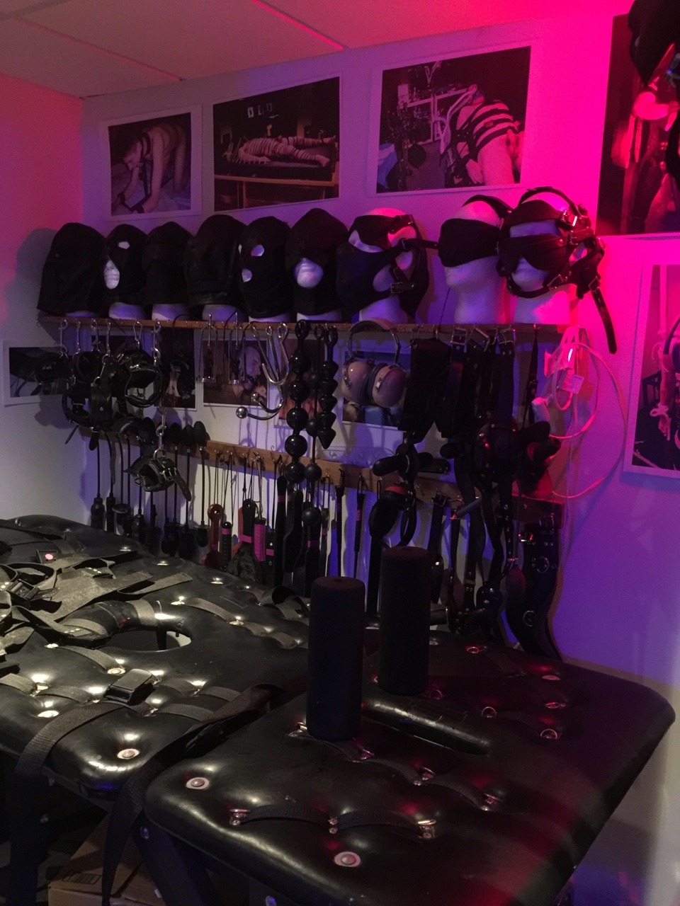 headbutbaby:  garssy:  sarmoti4me:  The new dungeon is ready!!!!!  Hot damn!  I would