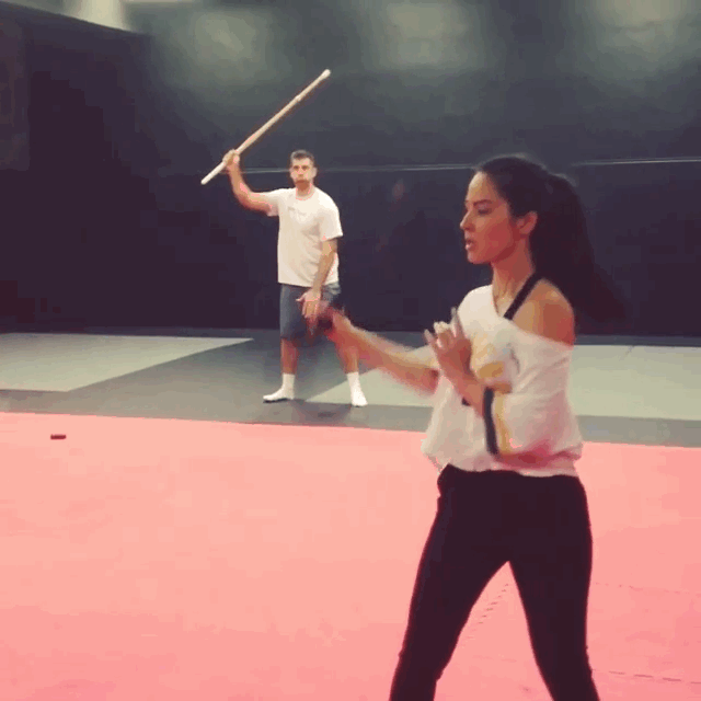nomalez:  wearewakanda:  Olivia Munn/Psylocke Training for X:Men ApocalypseLike :