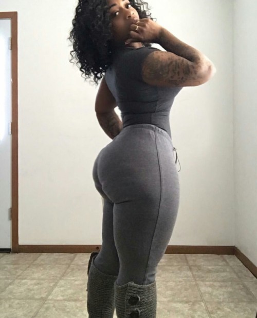 mynumber1weakness:  Thicker MyNumber1Weakness.tumblr.com adult photos