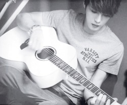 ilovekimjaejoong:  ~♪ 