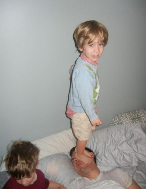 creepy-stuff-i-just-made-up:  Let’s Play Doctor! One of the most popular images