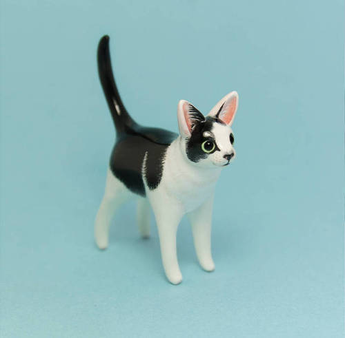 sosuperawesome:Figurines by Ramalama Creatures, on EtsySee our ‘figurines’ tag