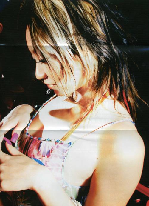 004blu:Koda Kumi – Butterfly Ƹ̵̡Ӝ̵̨̄Ʒ (2005)