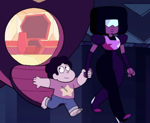 seriousteven: mom garnet   THIS WAS FORESHADOWING LIKE OOPS DON’T WANT YOU TO F