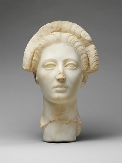 Ancientpeoples:  Marble Portrait Of A Young Roman Woman 37.4 Cm High (14 ¾ Inch.) 