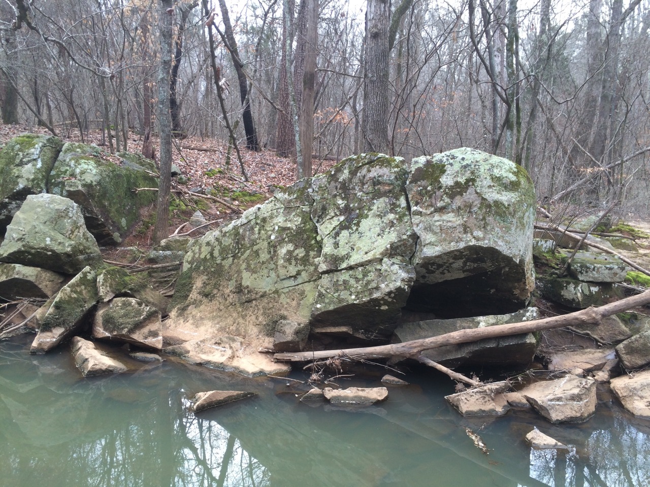 princess-maggott:I was really digging this stream yesterday when I went urban exploring/bone