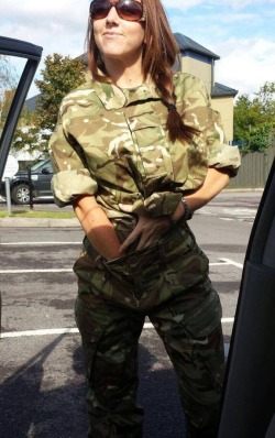 Beautiful British Army Girls