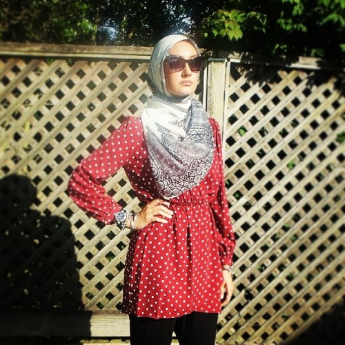 Long sleeve polka dot wrap dress + white lace print hijab. &lt;3 on sale @