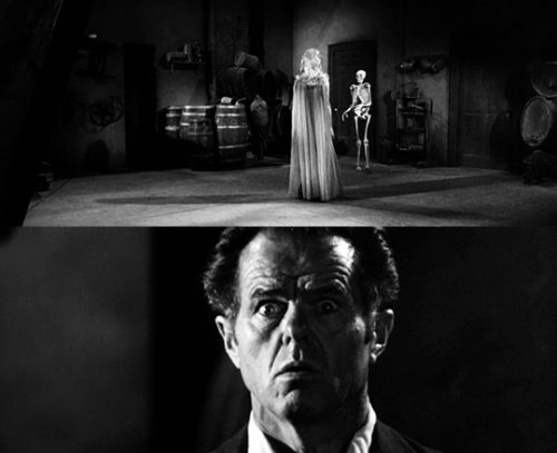 aureliacamargo:  “Only the ghosts in this house are glad we’re here.“House on Haunted Hill (dir. William Castle, 1959)  