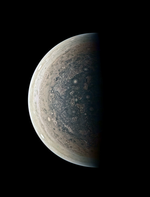 Image of the south pole of Jupiter, captured by the Juno spacecraft. Cyclones swirl around the south