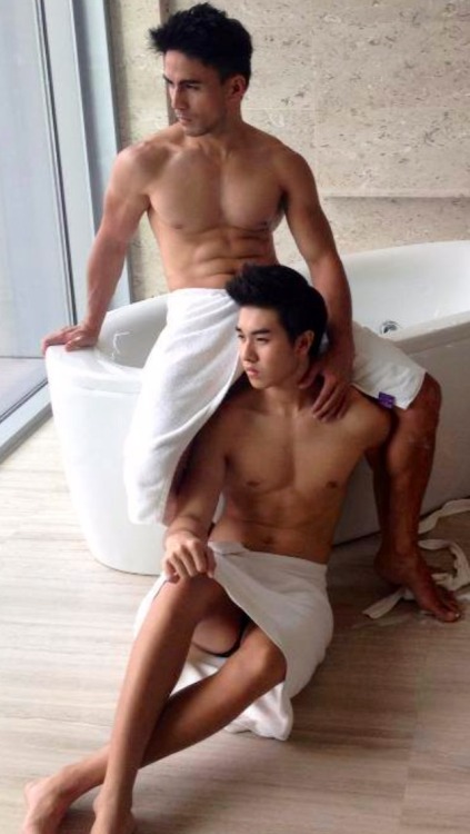 asianmusclefetish:  Original post: http://asianmusclefetish.tumblr.com