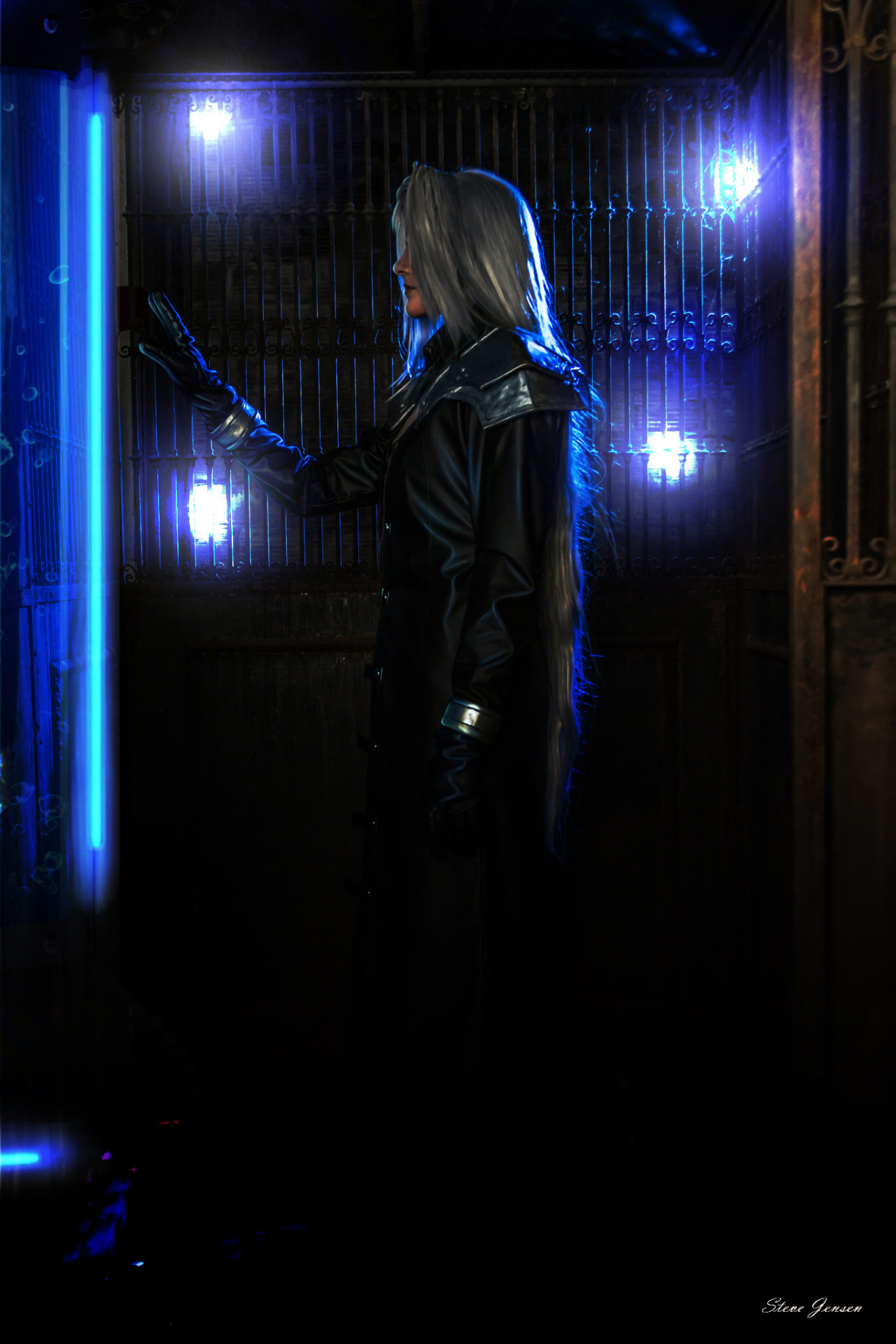 hirazuki: ““ Sephiroth (Final Fantasy VII) Cosplayer & edits: me Photo credit: @stevejensen65 “The price of freedom… is steep.” – Zack Fair ” Keep reading ”