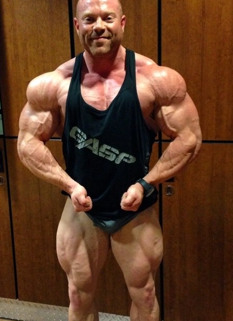 bodybuildermusclecentral:  bodybuildermusclecentral  Those legs!