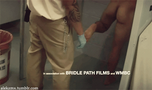 alekzmx:  gorgeous actor Brenton Thwaites showing his butt for a strip search scene