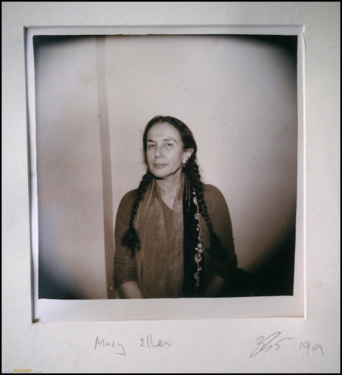 My memories of Mary Ellen Mark & how she profoundly changed my life. http://kylecassidy.livejournal.com/810008.html