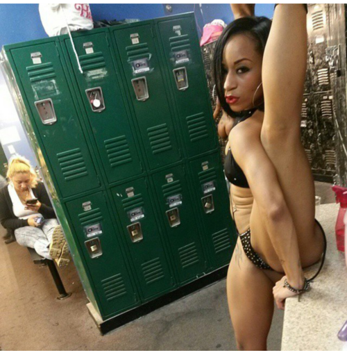 dalandofmilkandhoney:  Msvixen_222