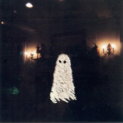 balanced-andcomposed:  I’m not scared of ghosts, I embrace them all as friends 